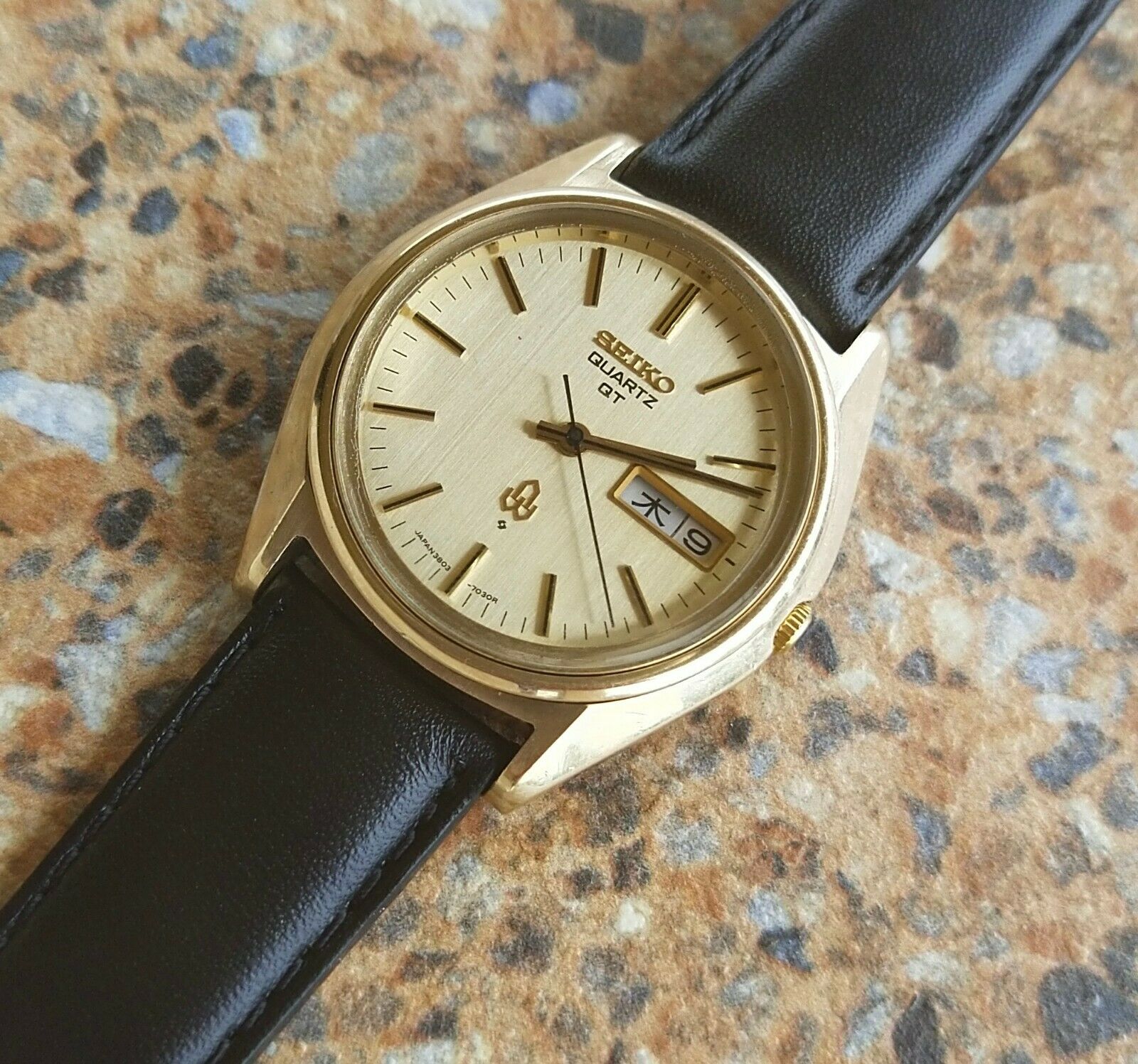 Vintage Seiko Quartz QT JDM 3803 7031 February 1974 KANJI 14K Cap