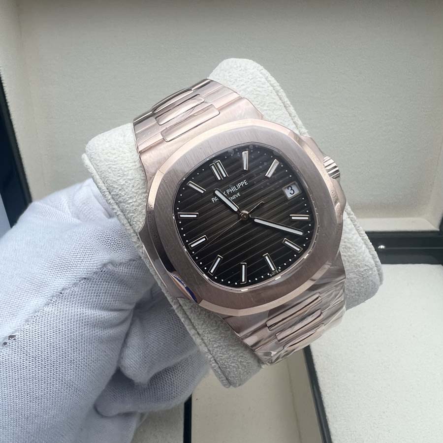 Patek philippe nautilus top 40mm