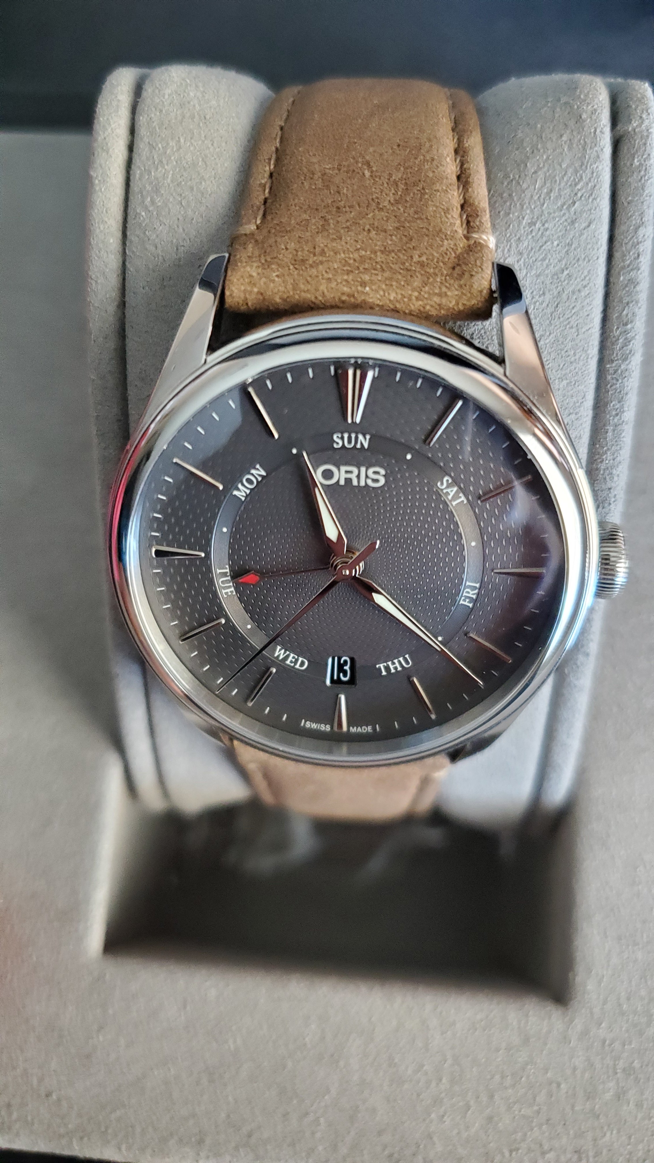 Oris artelier pointer day date hot sale