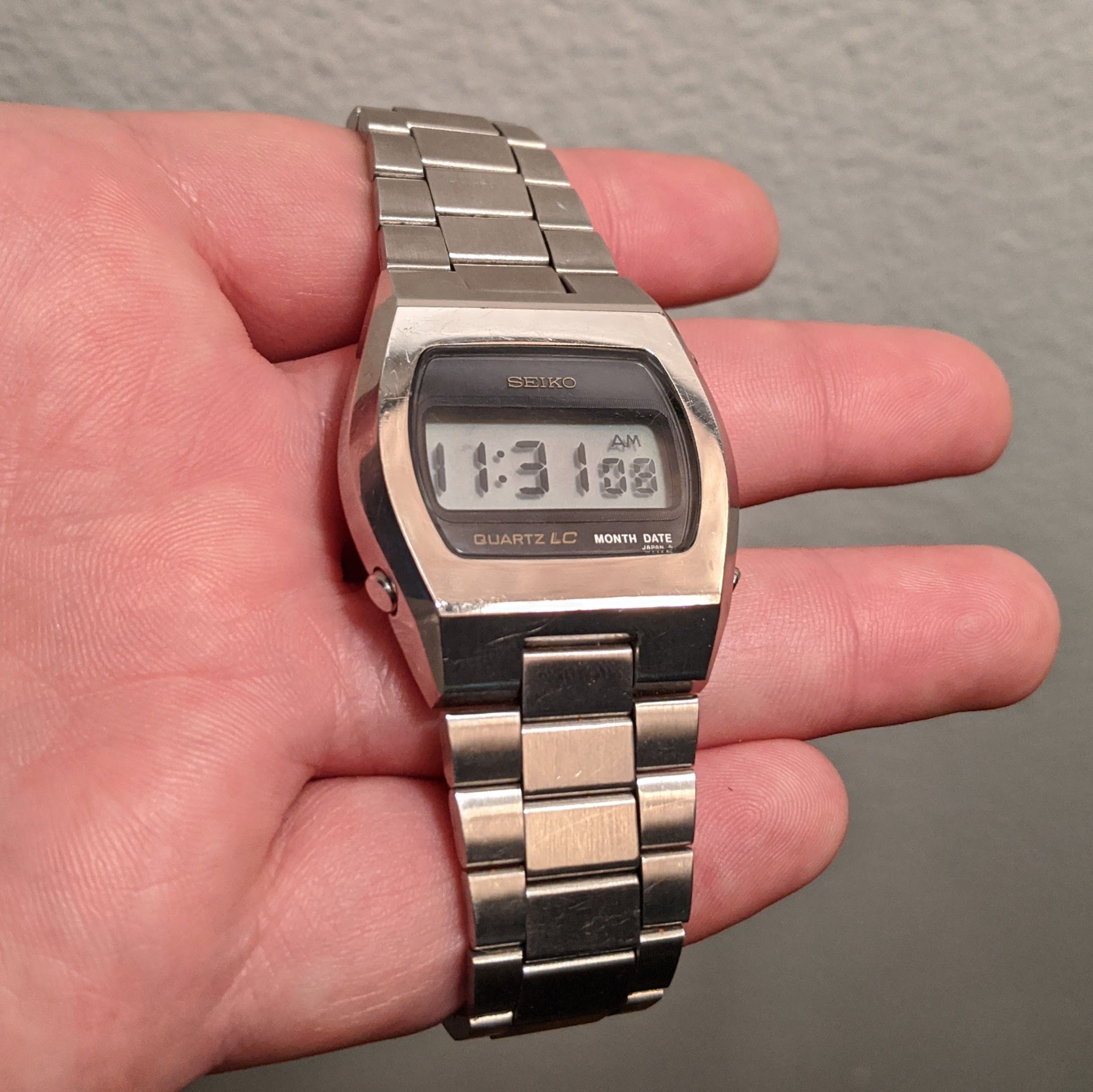 FS: Seiko 0439-4009 Vintage Digital Watch - 1977 - $100 | WatchCharts