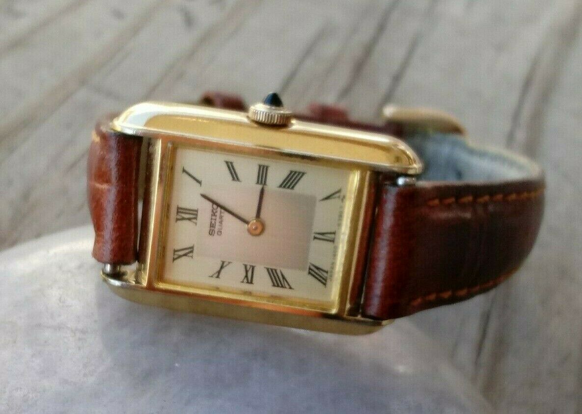 Vintage Seiko Women s Watch Gold Tone Rectangle Face Quartz Formal