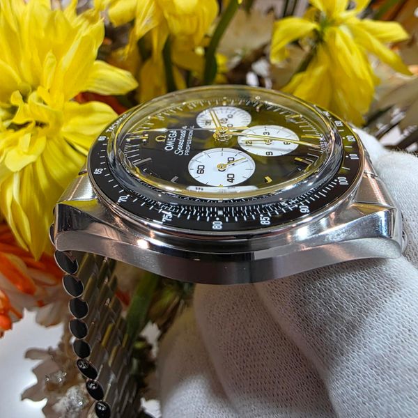 [WTS]🐼NEW 2026 OMEGA SPEEDMASTER REVERSE PANDA | WatchCharts