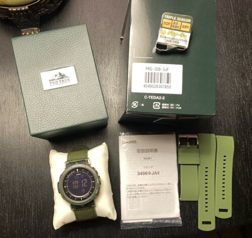 Casio Pro Trek PRG-30B-3JF Green Solar Wristwatch. Compass