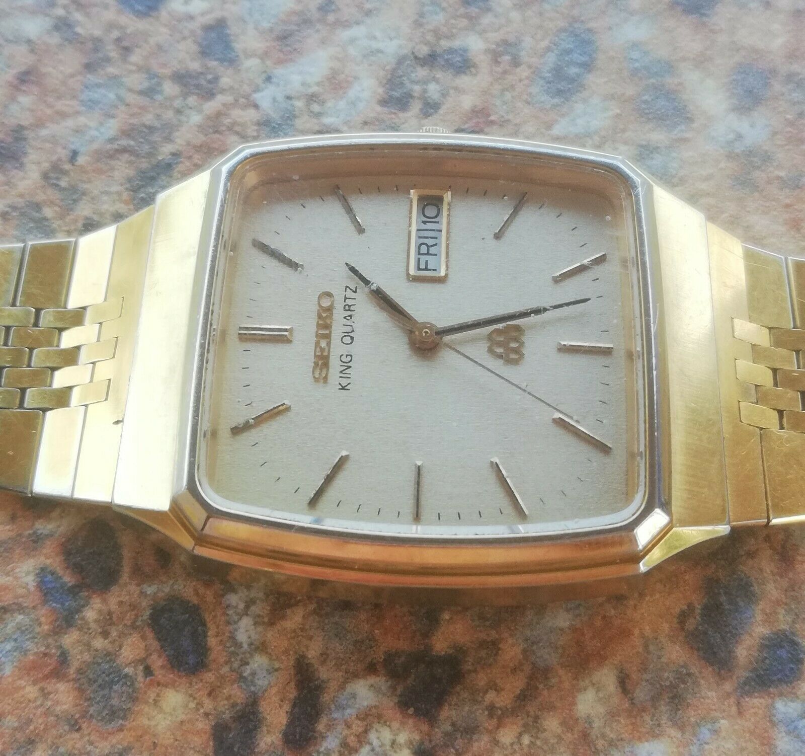 Vintage Seiko King Quartz Twin Quartz 9443 5020 December 1982 Gold