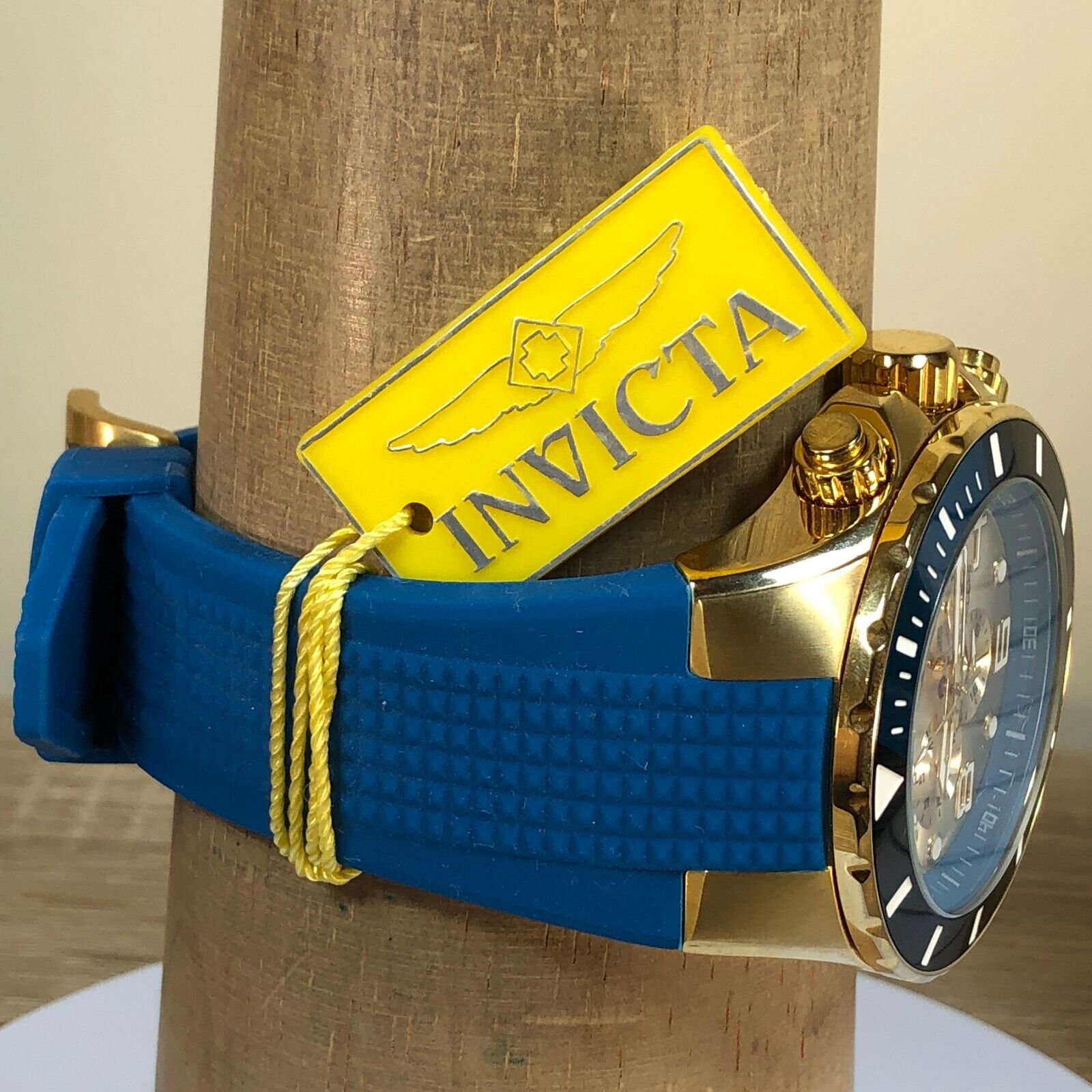 Invicta 18740 outlet