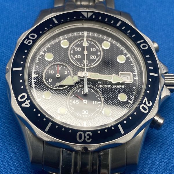 Citizen Quartz Chronograph WR 200 Date men watch 0510C50871 TA
