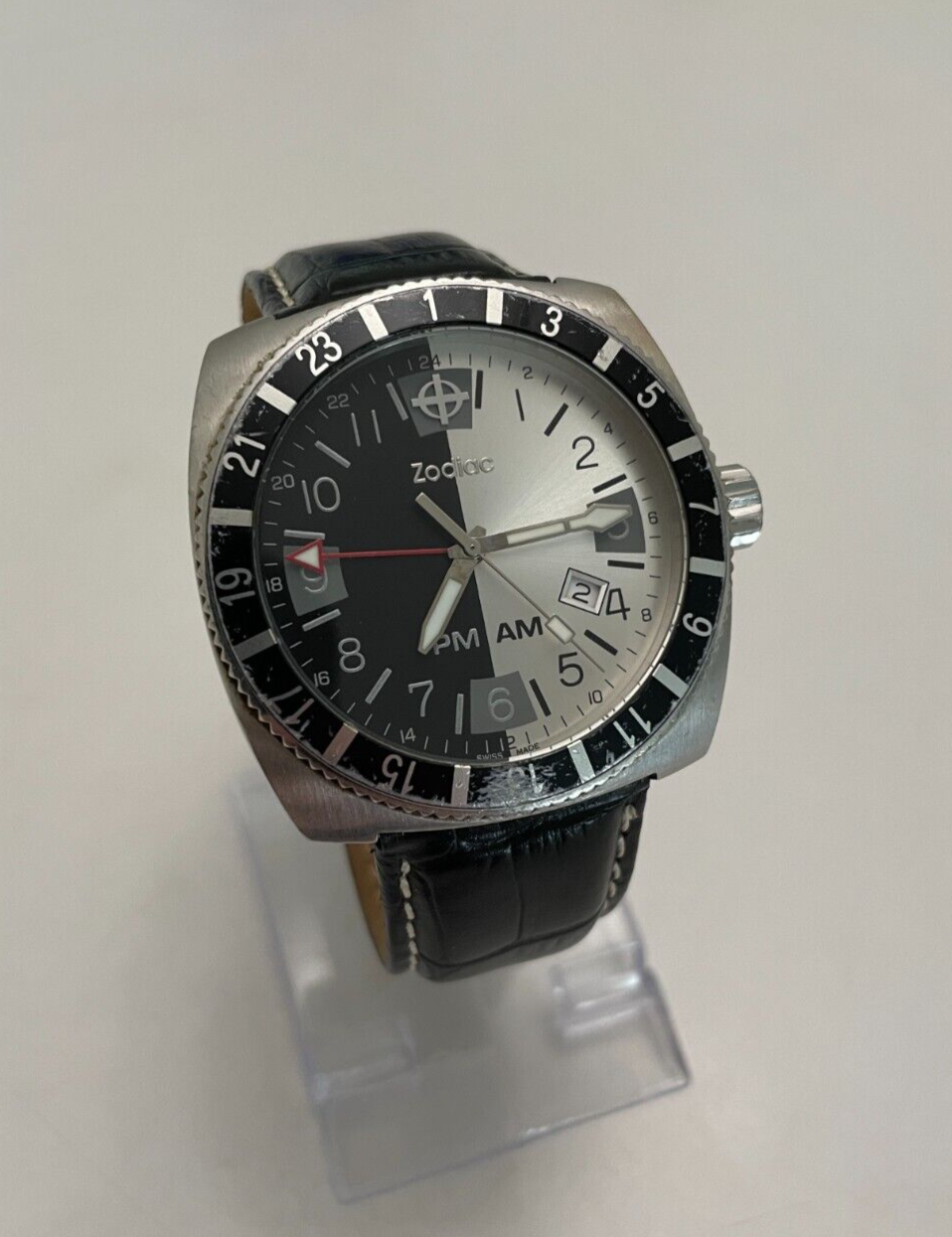 Zodiac PM AM Ref Z02103 Stainless Steel Men's Date Quartz Watch