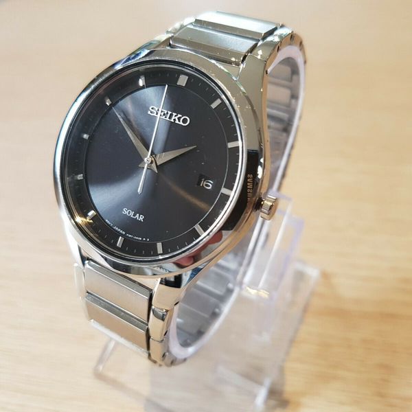 Seiko Solar Quartz V157 Oano Black Dial Stainless Steel Watch Excellent Cond Watchcharts 3863