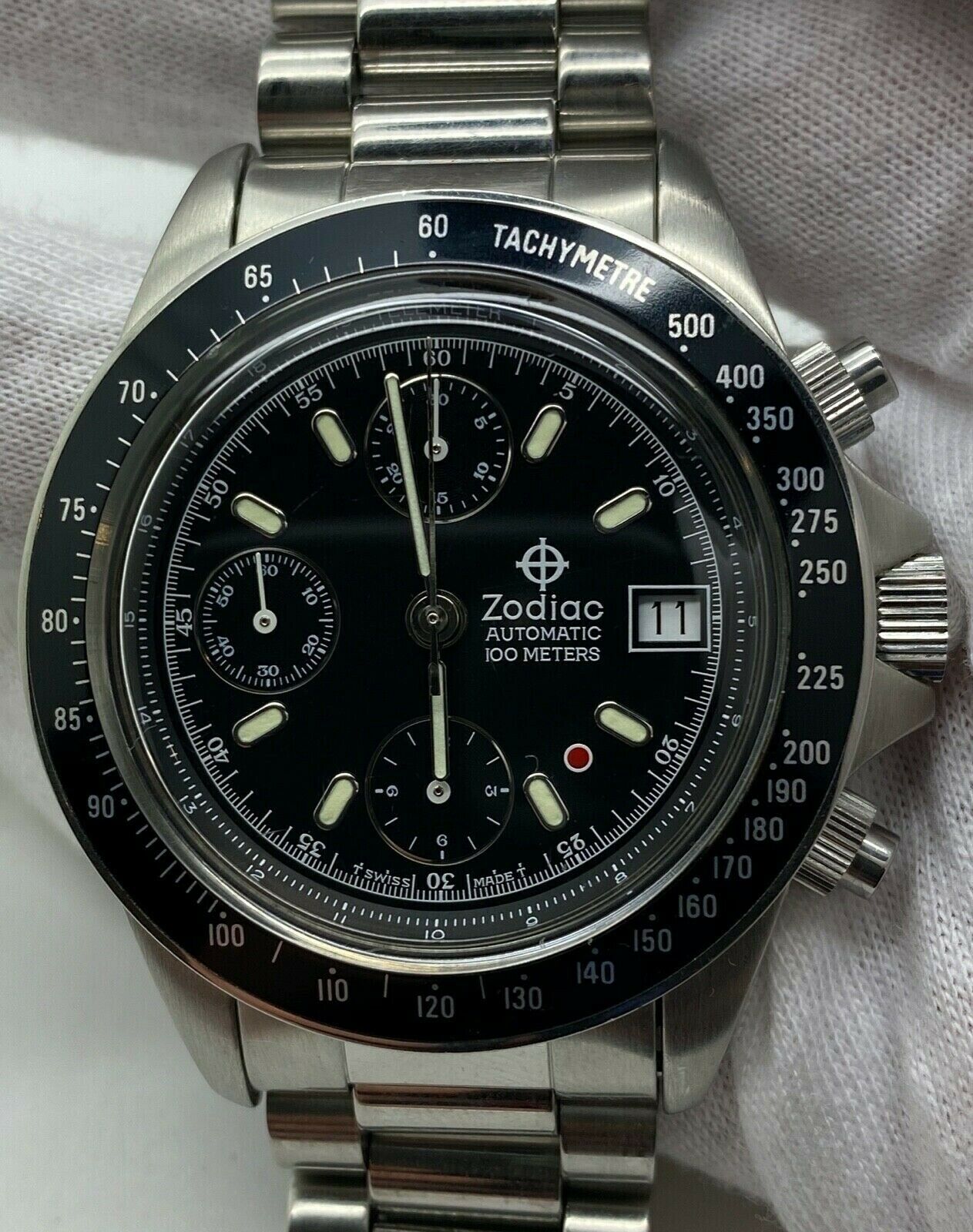 Zodiac red point discount chronograph