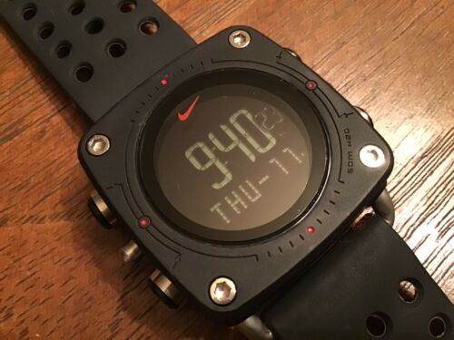 Very Rare Nike Mettle Drill Chronograph Black Band WC0070 Men