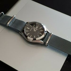 Seiko Spirit Spbx0 Solar Quartz V158 0az0 Wristwatch Watchcharts