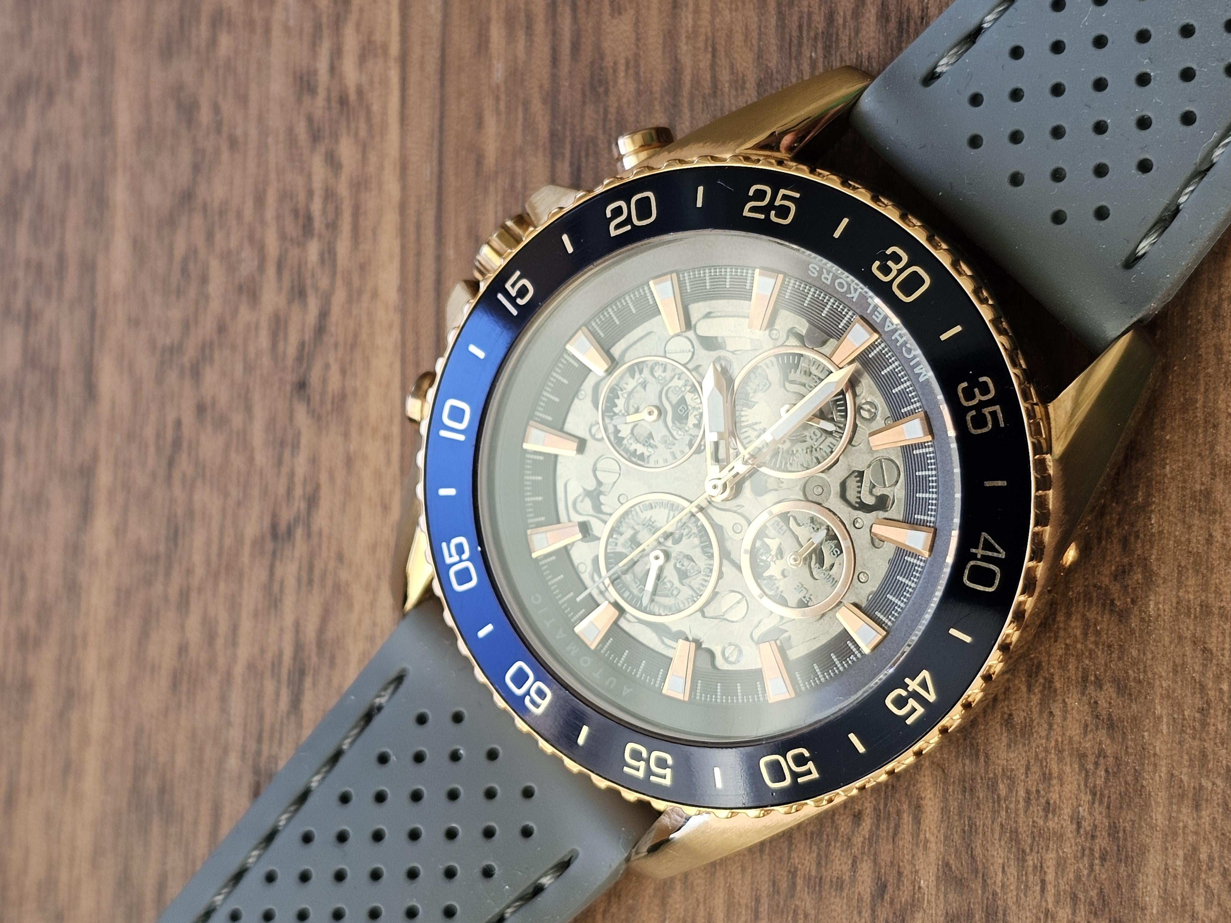 Michael on sale kors dw7m1