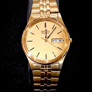 Nice Vintage Gold Tone Seiko Mens Quartz Watch - Day Date - Analog - 7N43- 8A30 | WatchCharts