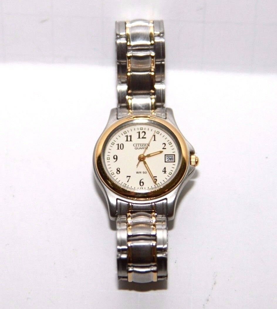 CITIZEN Womens Quartz Two Tone MR50 Watch W.R. 5BAR NWOT