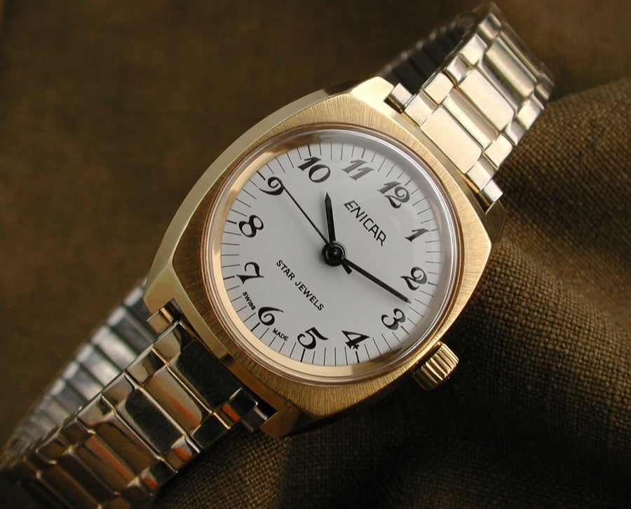 Carriage by timex sale cr1216 cell price