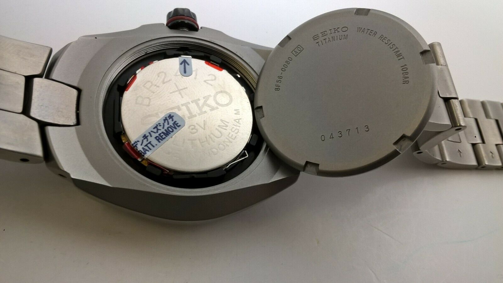 Seiko SBQJ Series Titanium 8F56-0080 White GMT Perpetual High
