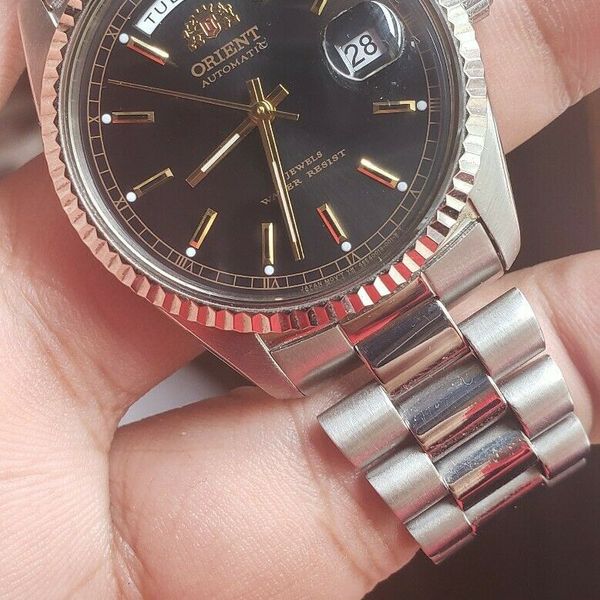 Orient President Day Date 36mm SS watch black dial bracelet with box FEV03001BY WatchCharts