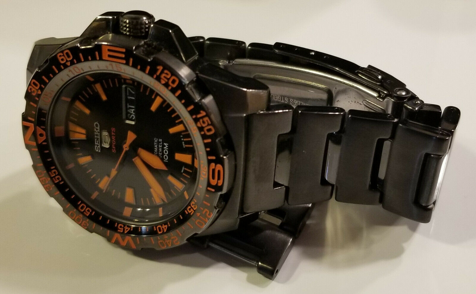 Seiko 5 Sports 