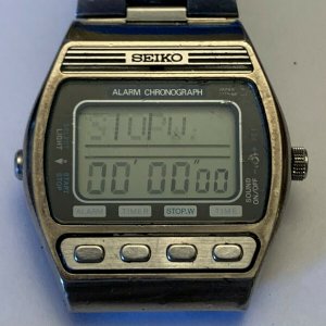 Vintage 1981 Seiko D229-5010 LCD Digital Watch - Case Palladium