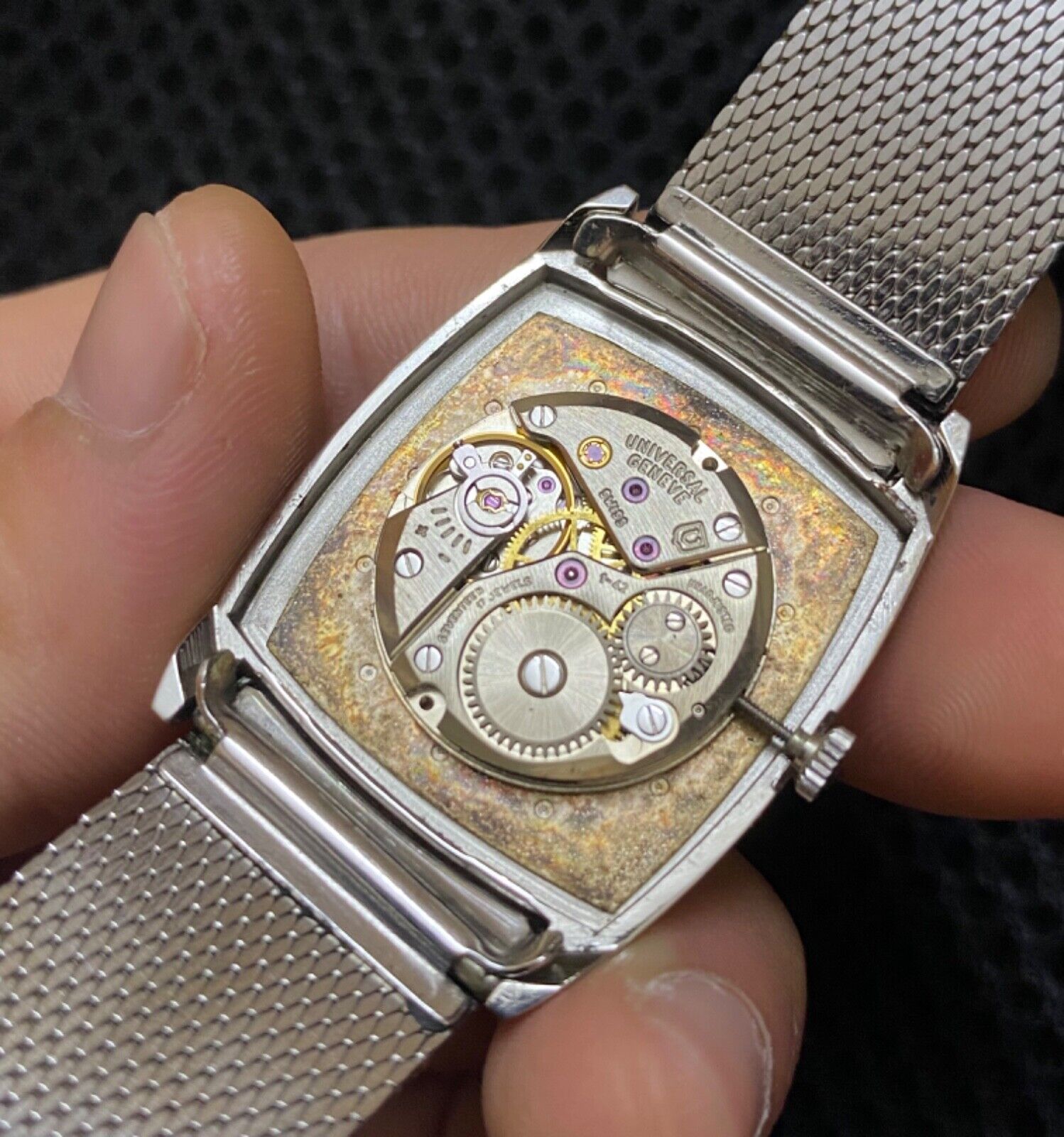 Montre Vintage Universal Genève Tank Réf. 842114 - Année 1967 - Mécanique Manuelle - Révisée