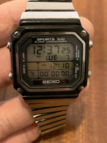 Vintage Seiko Sports 100 Running Man A714-5030 LCD Watch