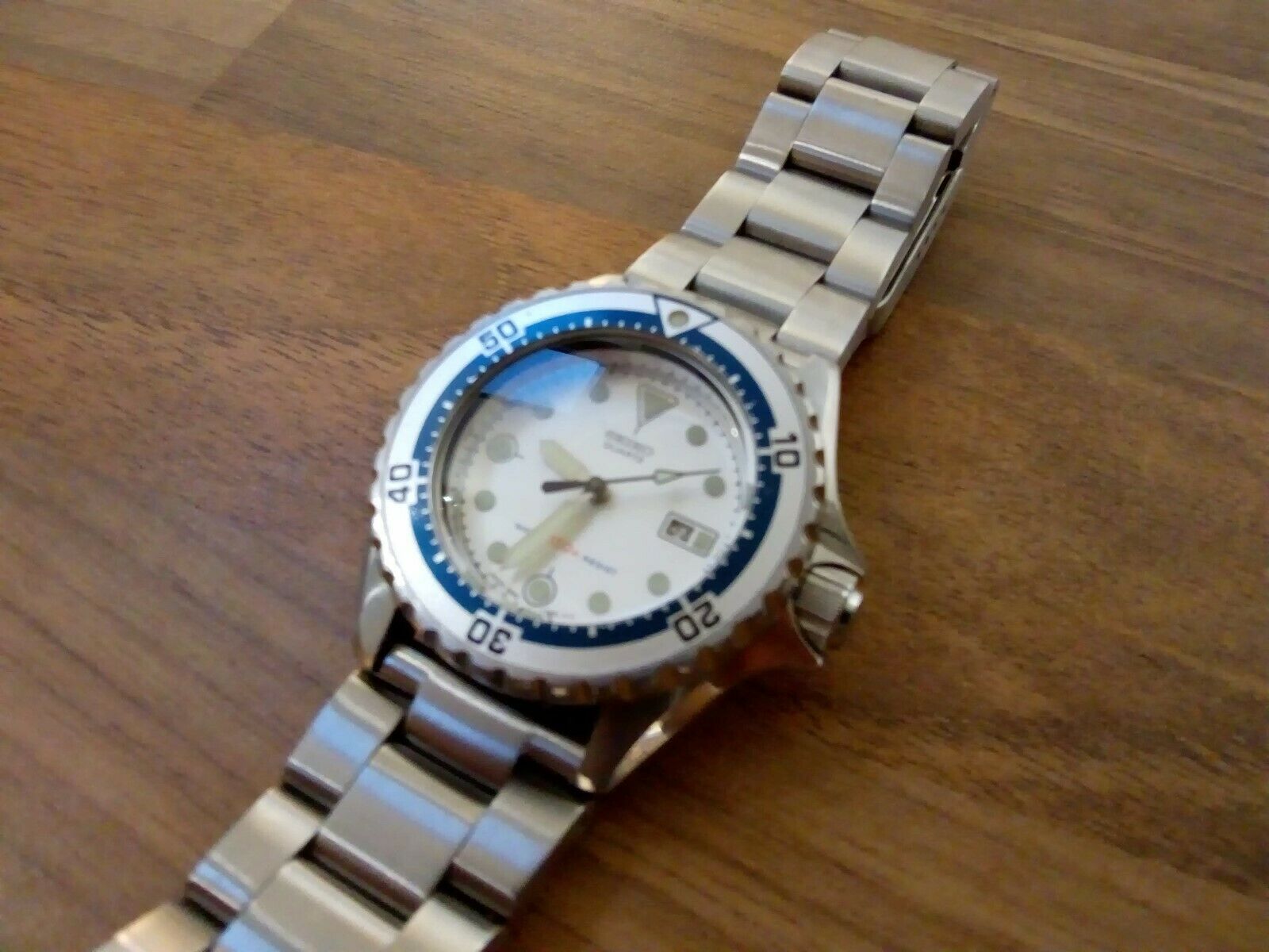 Seiko 2625-0170 Quartz Diver's watch ladies gents small vintage
