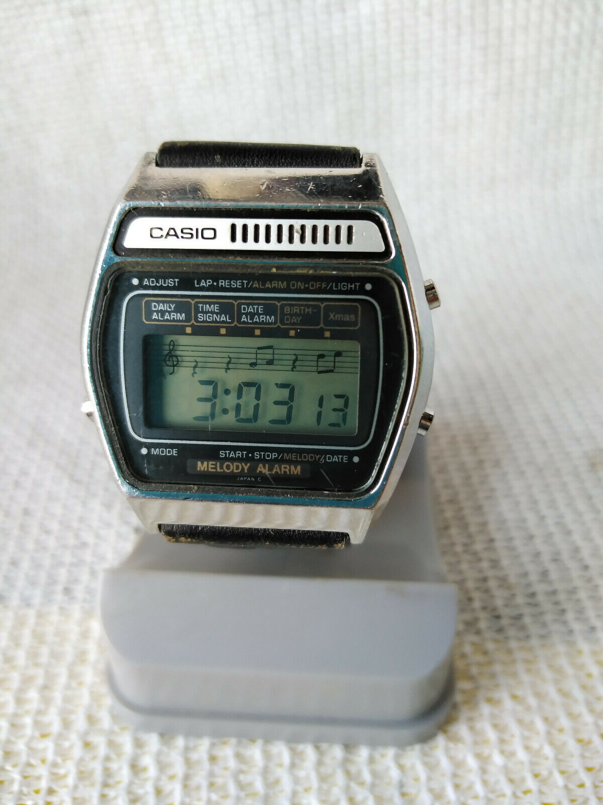 Vintage CASIO 407 M-521 Melody Alarm Chronograph Japan Watch '80s