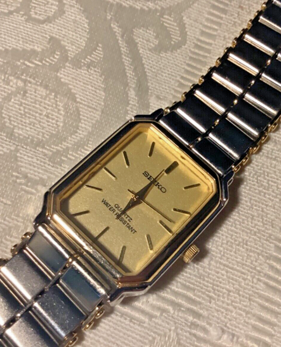 Watch Seiko V701 1K03 Vintage Rectangular Quartz New Battery