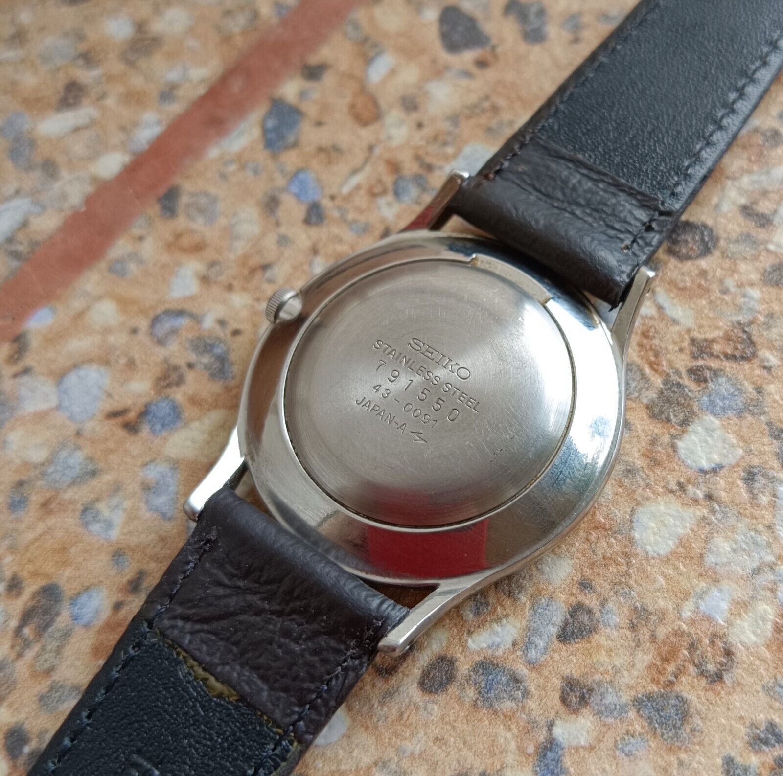 Vintage Seiko Quartz Chariot JDM 43- 0091 September 1977 Dress