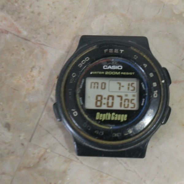 Vintage Casio Depth Gauge Digital Diver Watch 558 DW-220DG | WatchCharts