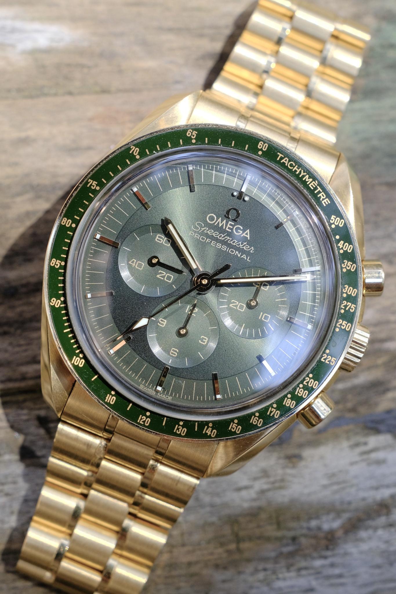 Omega Speedmaster Moonwatch Green Dial 310.60.42.50.10.001