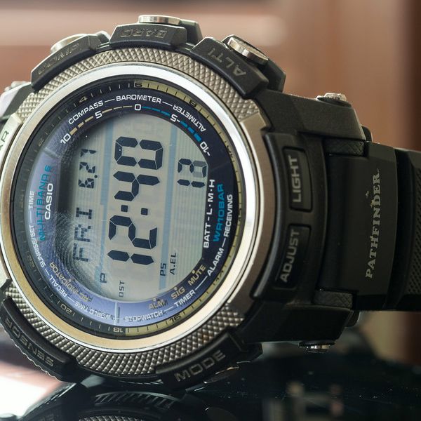 FS : Casio Pathfinder PAW2000-1 | WatchCharts