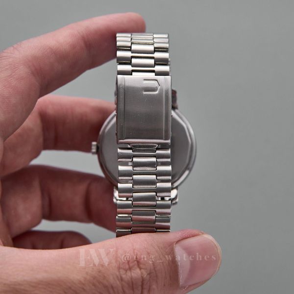 [WTS] Universal Polerouter Genève Pat. 329805 vintage watch ...