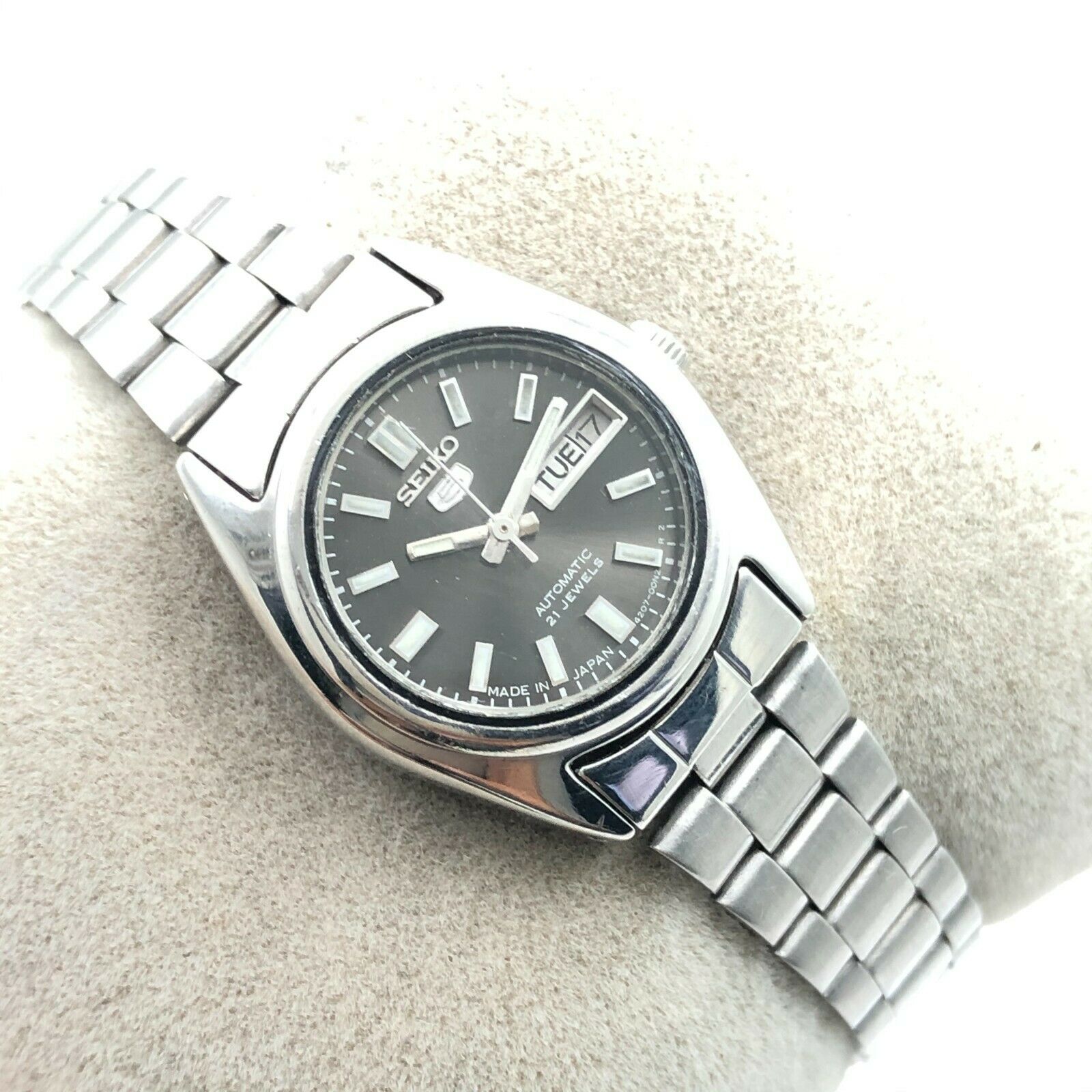 Vintage Women's Seiko 5 4207-0021 D/D 24mm Automatic Japan Wrist Watch  B2328 | WatchCharts