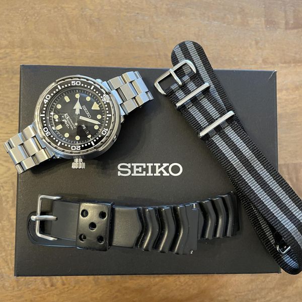 [WTS] Seiko SBBN031 with rare SBBN015 bracelet and Strapcode hexad WatchCharts