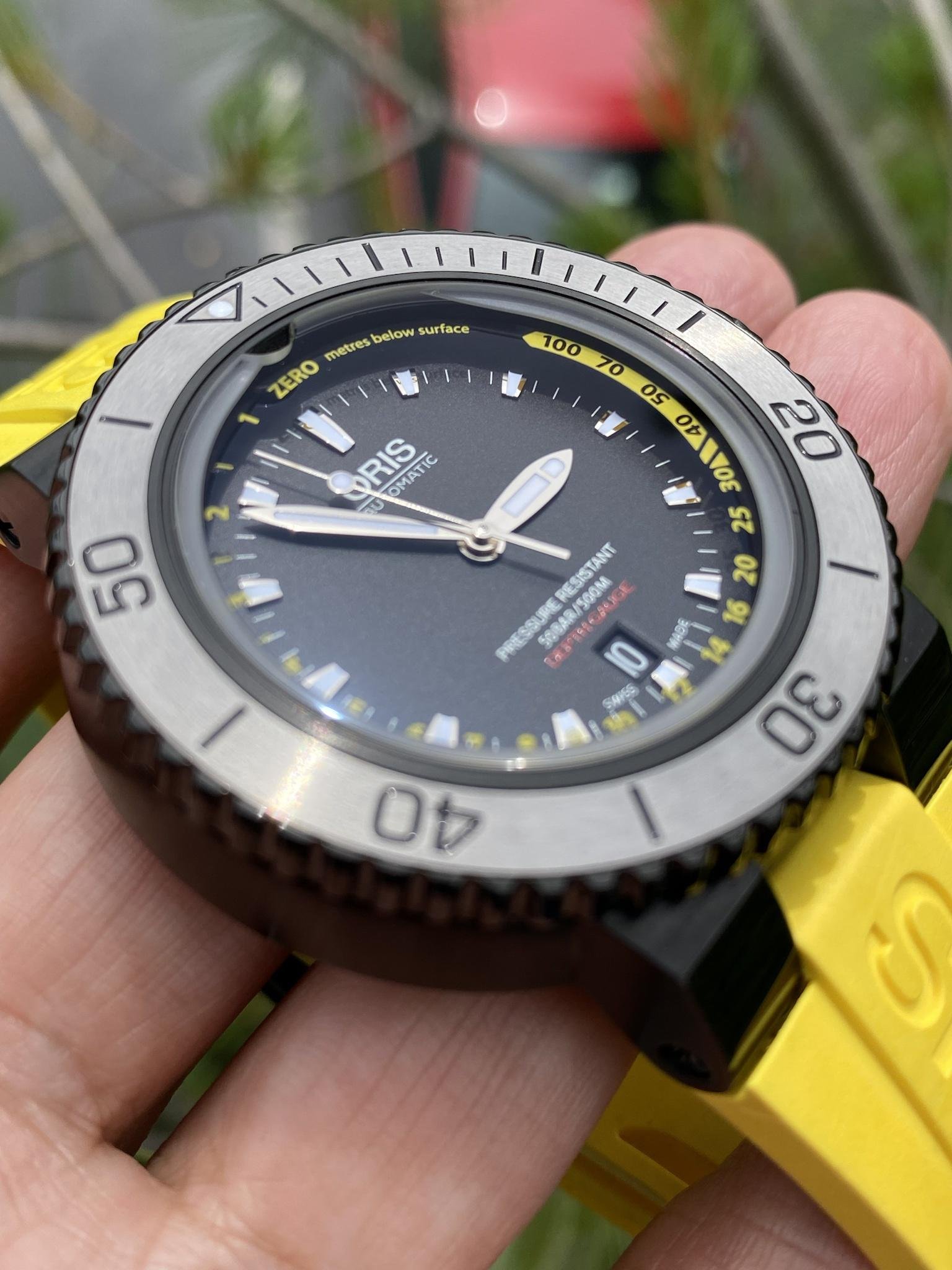 1 600 USD ORIS DIVING AQUIS DEPTH GAUGE WatchCharts Marketplace