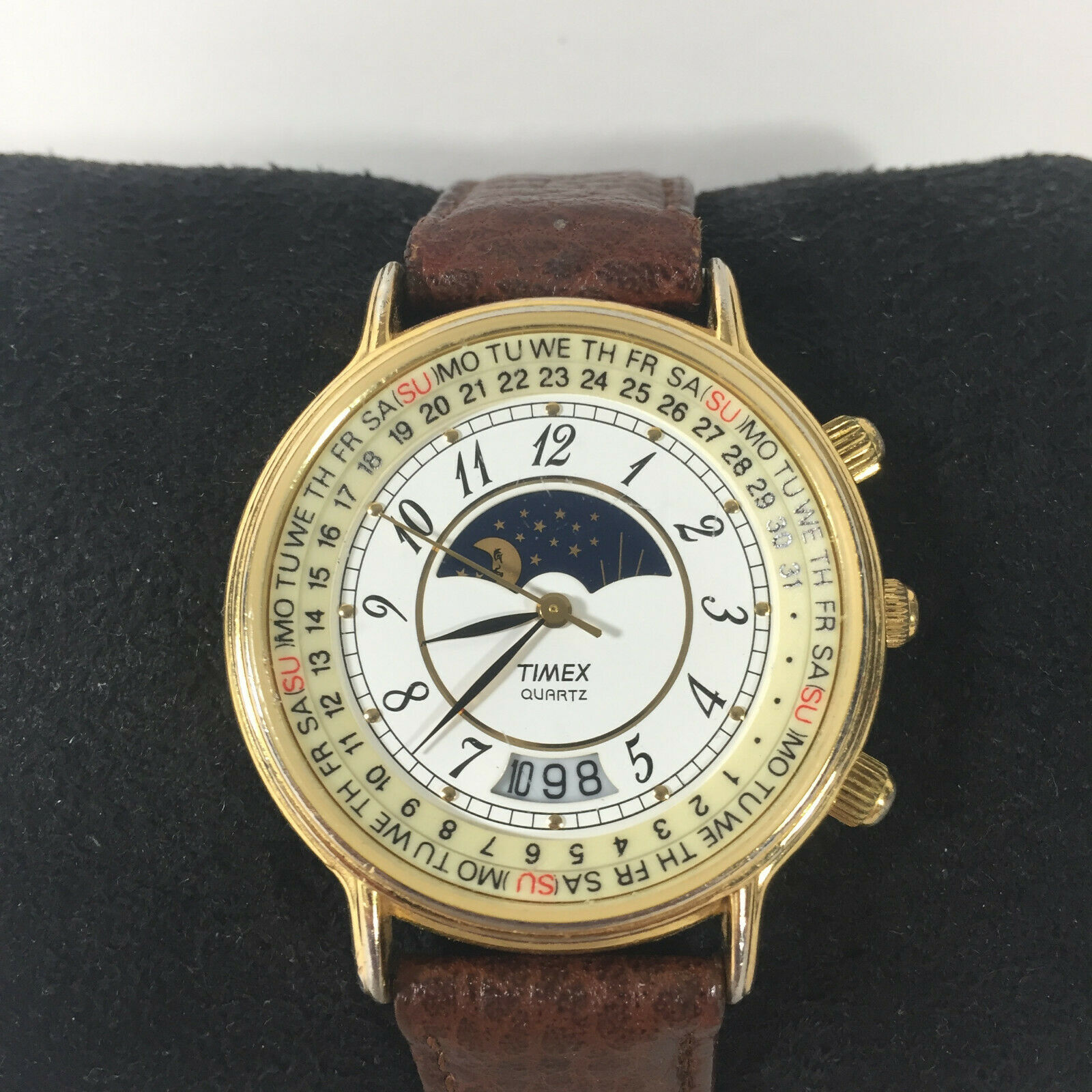 Timex Mens Day Date Sun Moon Phase Perpetual Calendar Timex 364T CELL Vtg  Mens | WatchCharts Marketplace