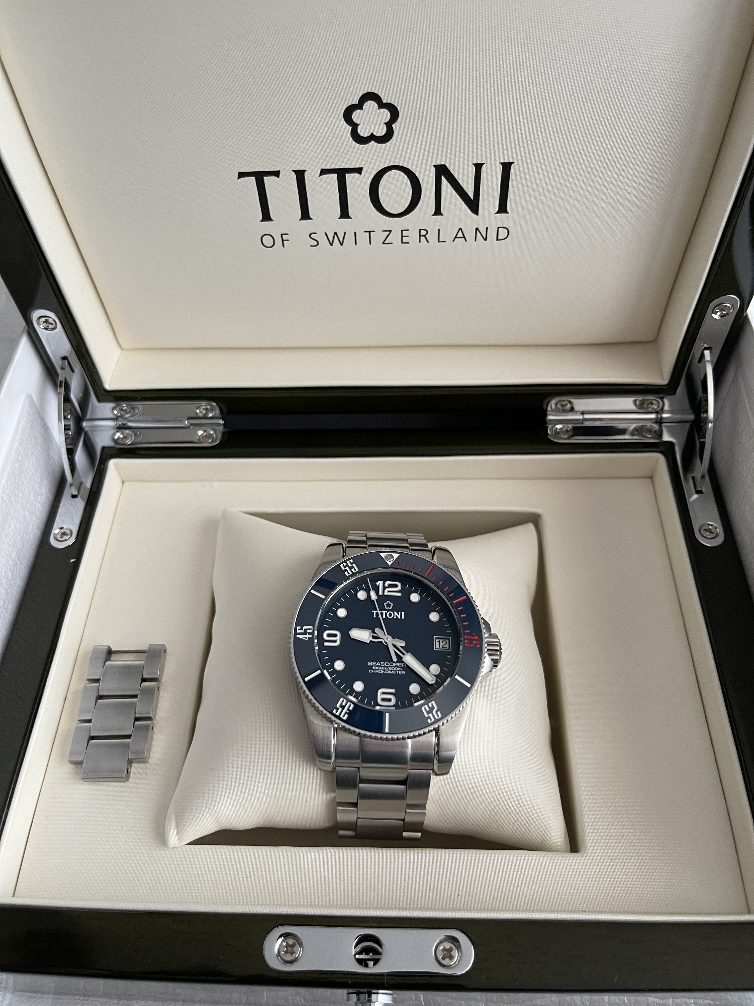 Titoni watch outlet price usd