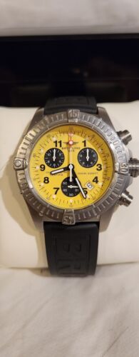 Breitling avenger m1 on sale yellow