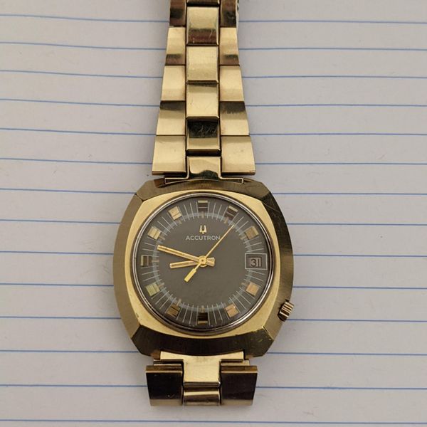 OROLOGIO DA POLSO Vintage Bulova Accutron Uomo Circa: Anni '70-Cassa OROLOGIO DA POLSO Vintage Bulova Accutron Uomo Circa: Anni '70-Cassa