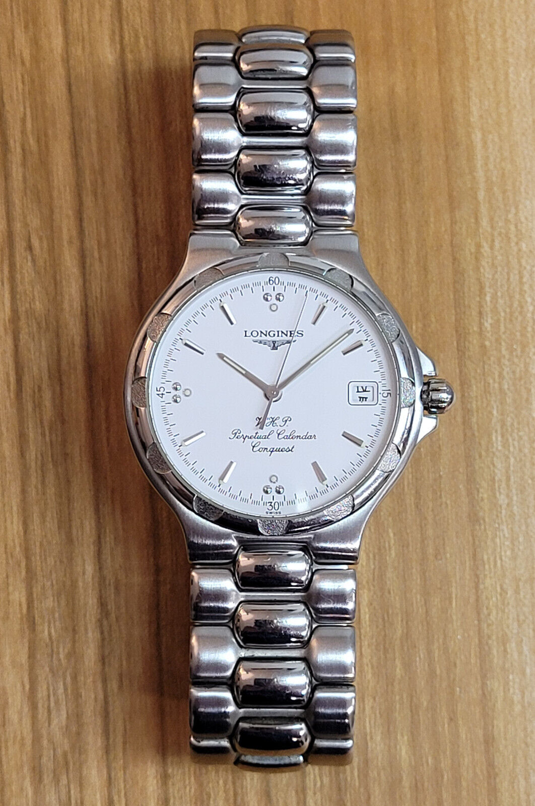 LONGINES V.H.P. CONQUEST HAQ QUARTZ PERPETUAL CALENDAR L1.627.4