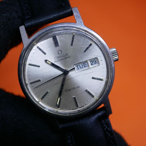 [WTS] Omega Automatic Day Date 34mm Stainless Steel for 299. Comps Around 500 1000