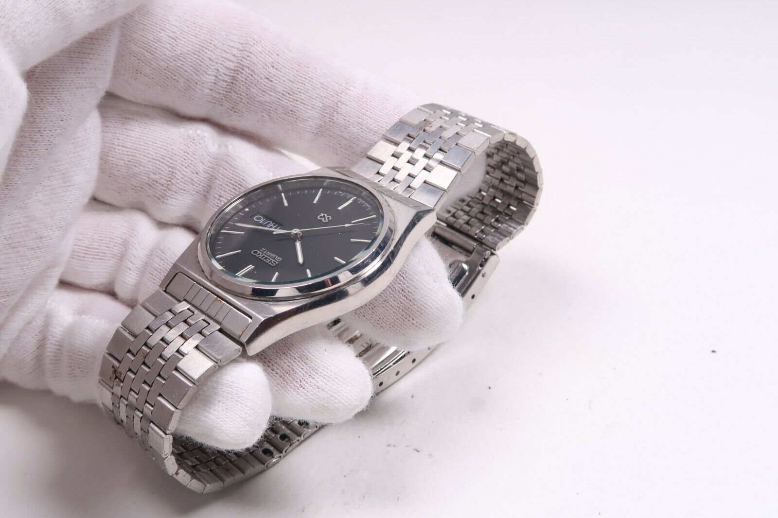 Vintage SEIKO QUARTZ 8C23-6040 STAINLESS Mens Watch JAPAN 