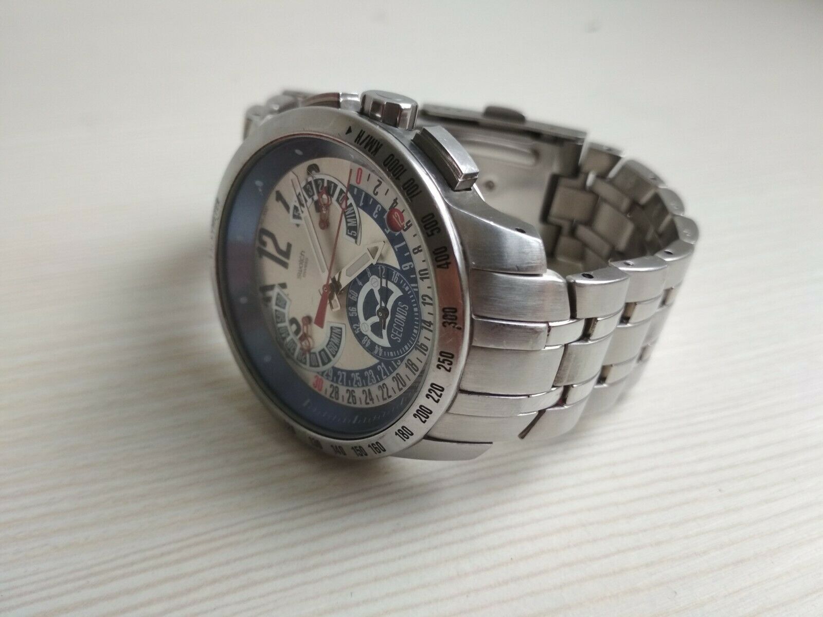 Swatch Irony / Swatch Retrograde Time Planner YRS408G 40 mm Chronograph  Watch | WatchCharts Marketplace