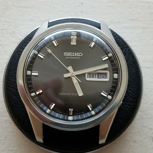 Selling a Nice Used Vintage Seiko 6619-8230 Wrist Watch in a Stainless ...