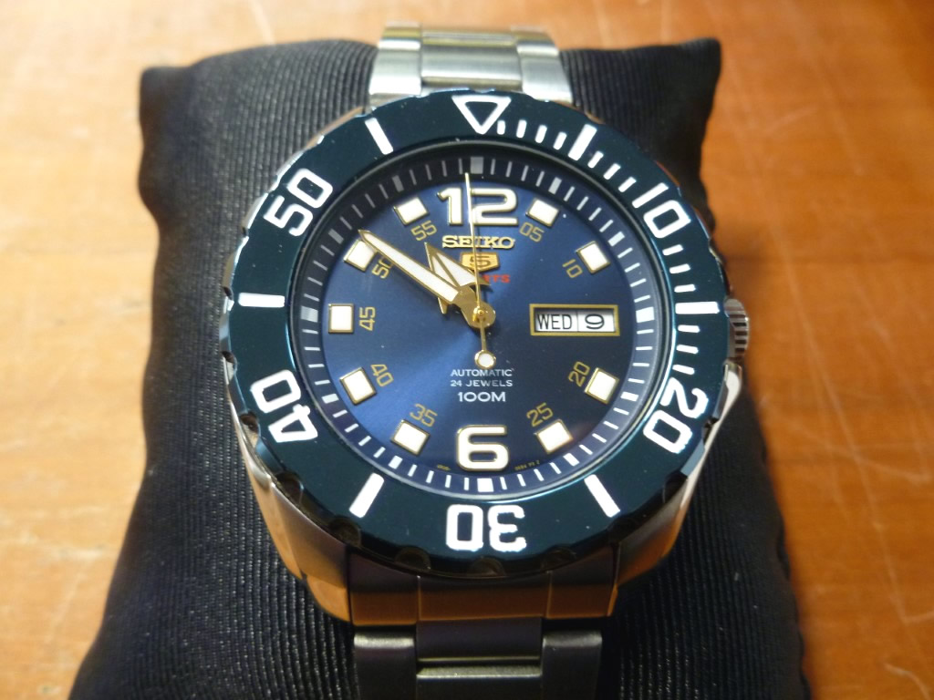seiko 5 mini monster