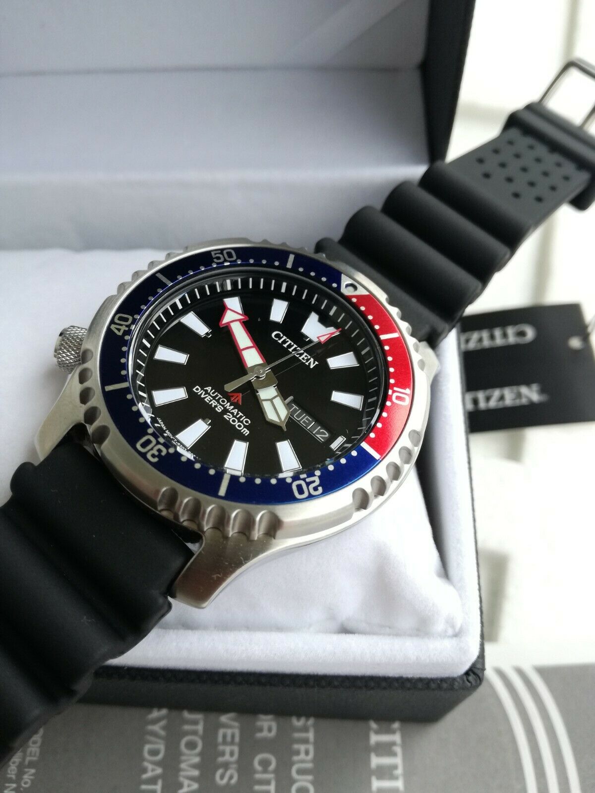 citizen pepsi diver