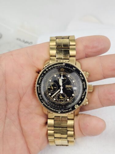 Vintage Mens Seiko Flightmaster Chronograph Quartz Gold w/ Black