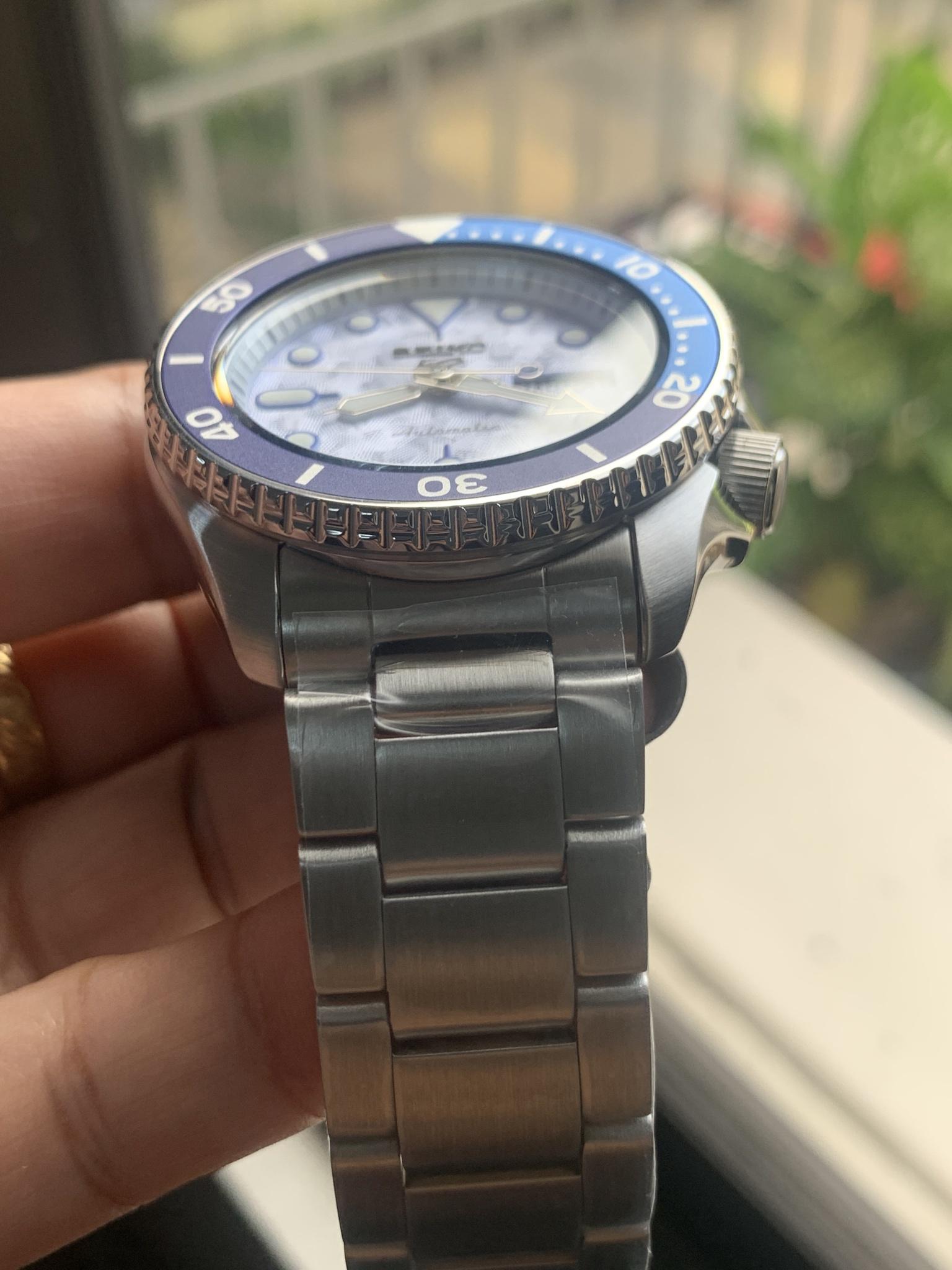 WTS] Seiko 5 Sports SRPE81 “Snowflake Seiko 5” BNIB - $350 | WatchCharts  Marketplace