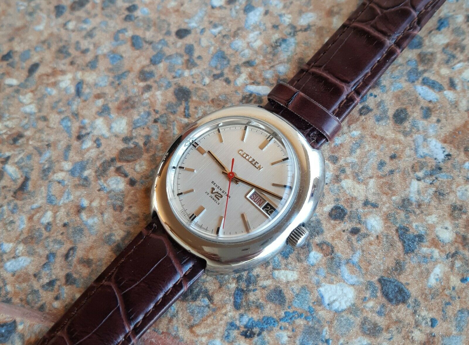 Vintage Citizen Seven Star V2 4-720130 K 25 Jewels Automatic 